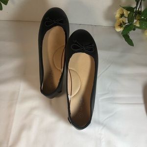 Cat & Jack girls ballet flats.